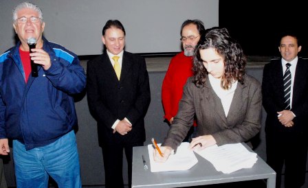 Trabalhadores domésticos da RMC e Litoral passam a ter direitos garantidos por convenção coletiva